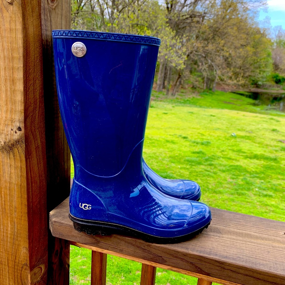 Ugg rain boots